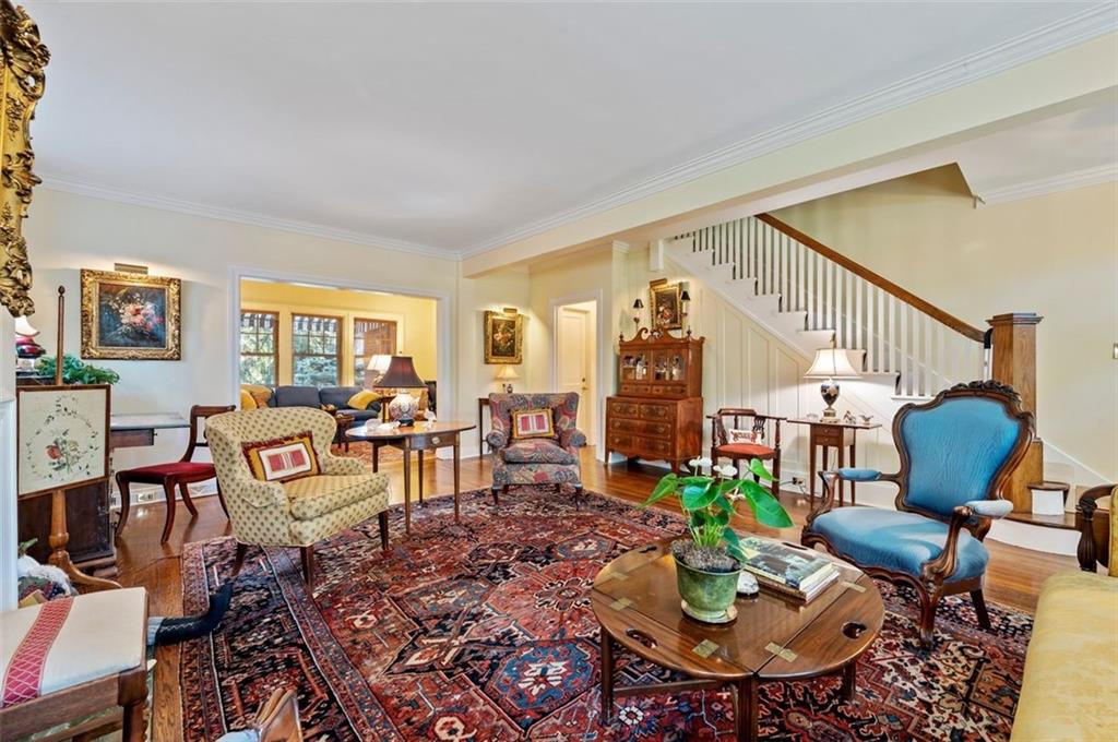 6619 Kinsman Road Pittsburgh, PA 15217 - Photo 6 of 27 Gallery Image 6