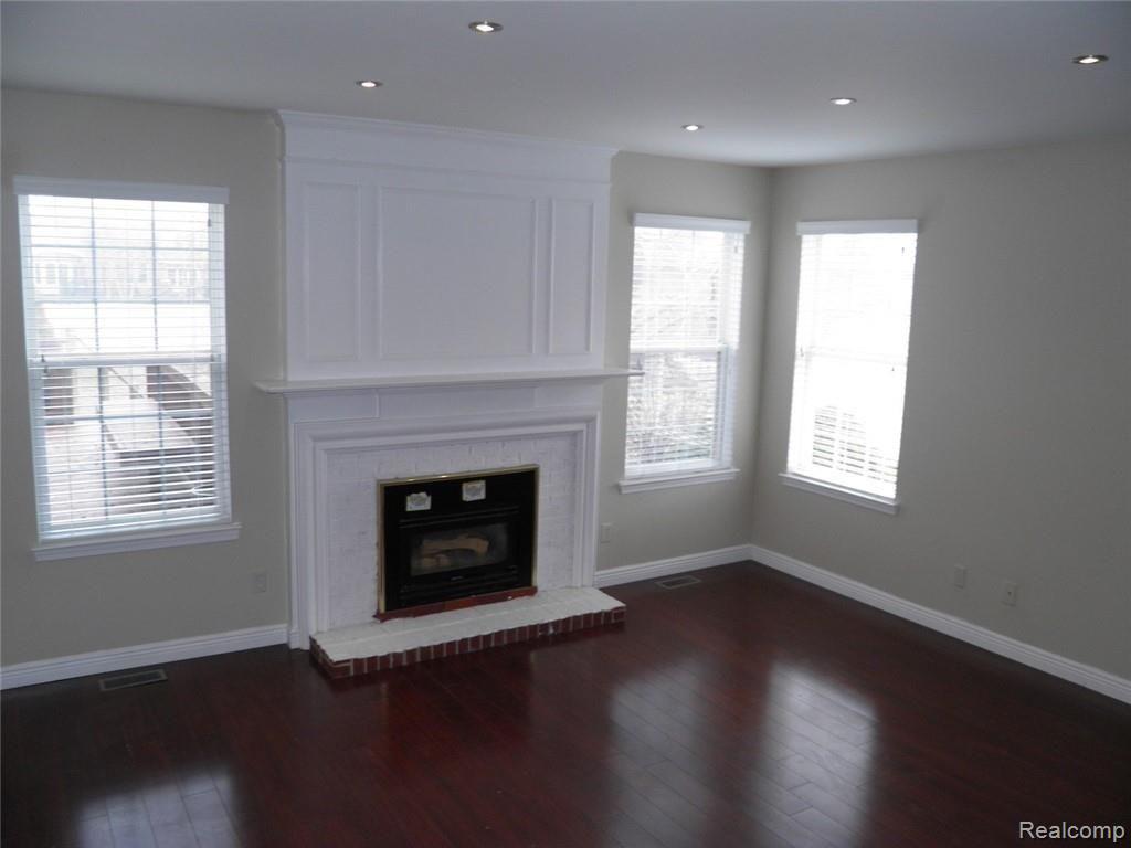 407 Springfield Drive Canton, MI 48188 - Photo 11 of 30
