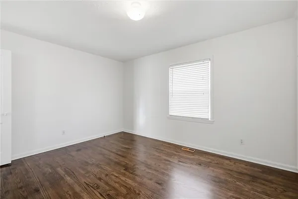 $295,000 | 7824 Juniper Street, Prairie Village, KS 66208