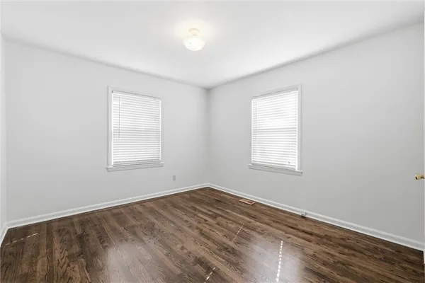 $295,000 | 7824 Juniper Street, Prairie Village, KS 66208
