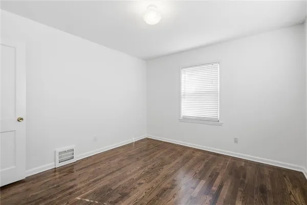 $295,000 | 7824 Juniper Street, Prairie Village, KS 66208
