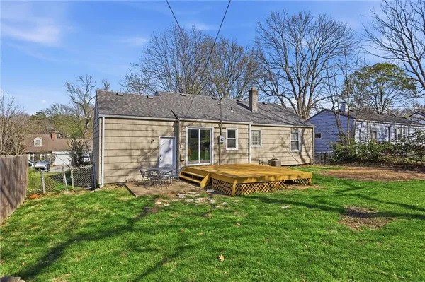 $295,000 | 7824 Juniper Street, Prairie Village, KS 66208