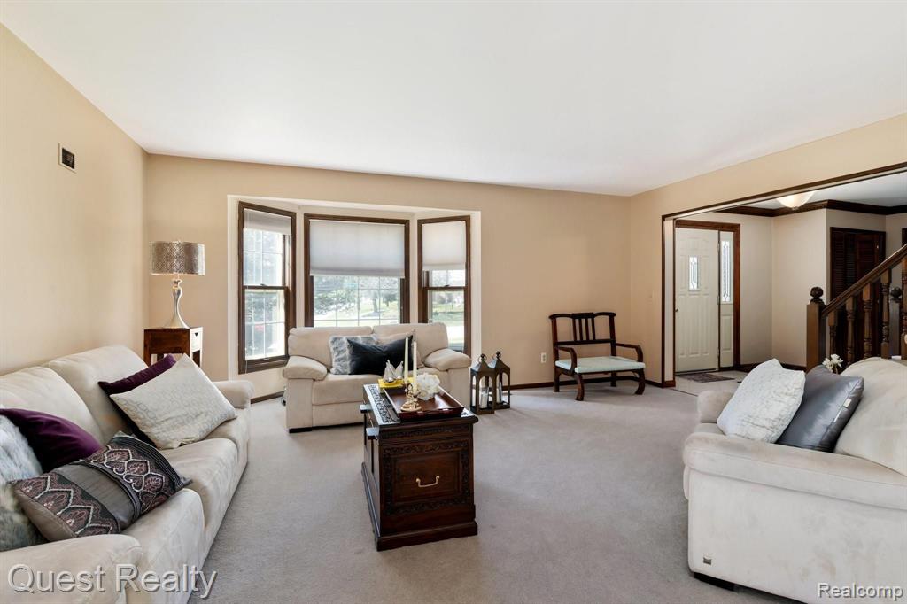 283 Tanglewood Drive Rochester, MI 48309 - Photo 16 of 29
