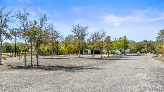 $799,999 | 2540 Farm To Market 20, Red Rock, TX 78662