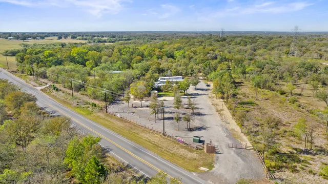 $799,999 | 2540 Farm To Market 20, Red Rock, TX 78662