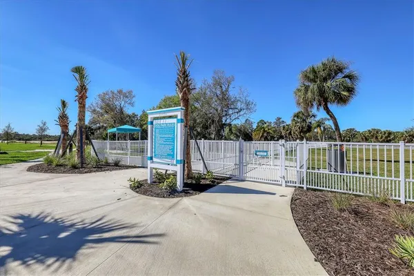 $2,800 | 6212 Dry Tortugas Drive, Sarasota, FL 34241