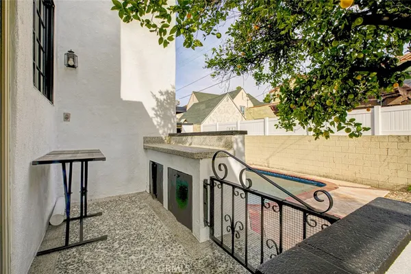 $1,699,000 | 606 Galer Place, Glendale, CA 91206