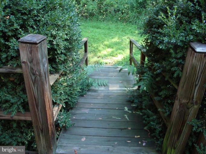 3736 Point Of Rocks Road Jefferson, MD 21755 - Photo 2 of 27 Ramp to main level