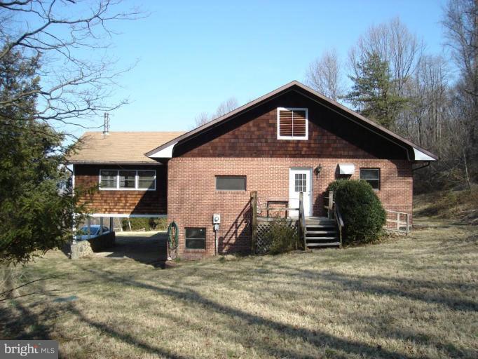 3736 Point Of Rocks Road Jefferson, MD 21755 - Photo 12 of 27 Exterior (Rear)