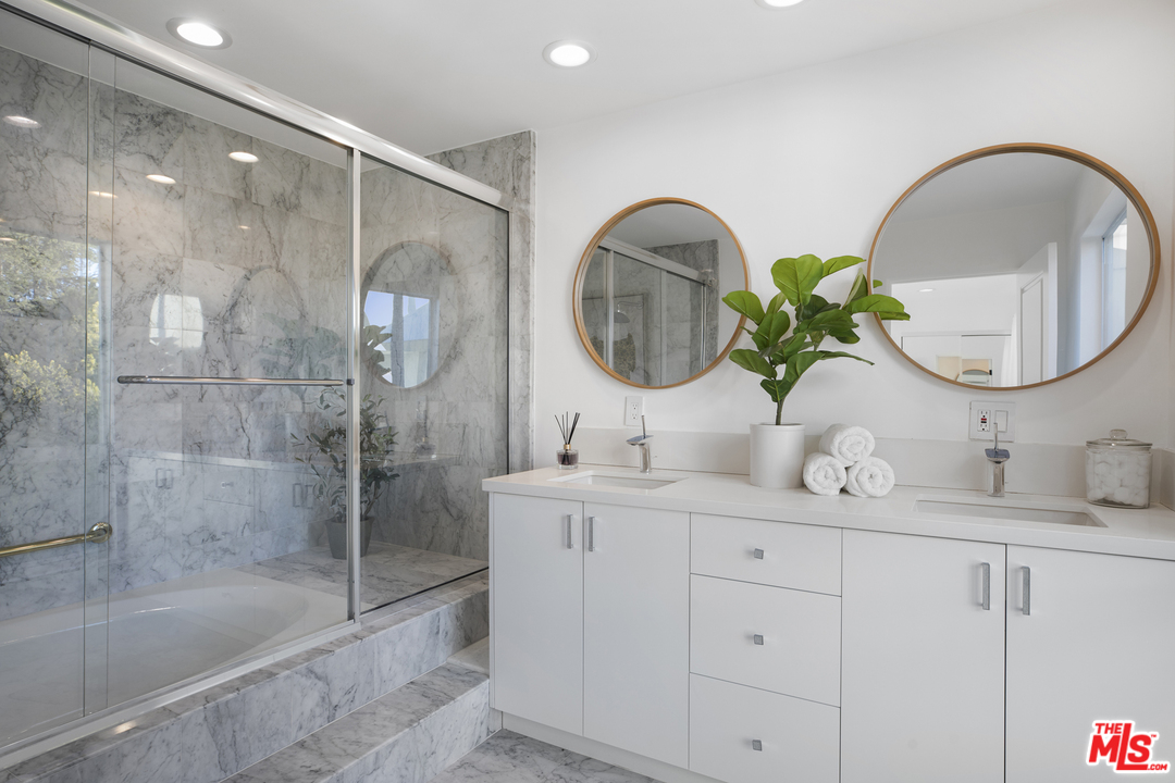 2389 Hercules Drive Los Angeles, CA 90046 - Photo 31 of 41