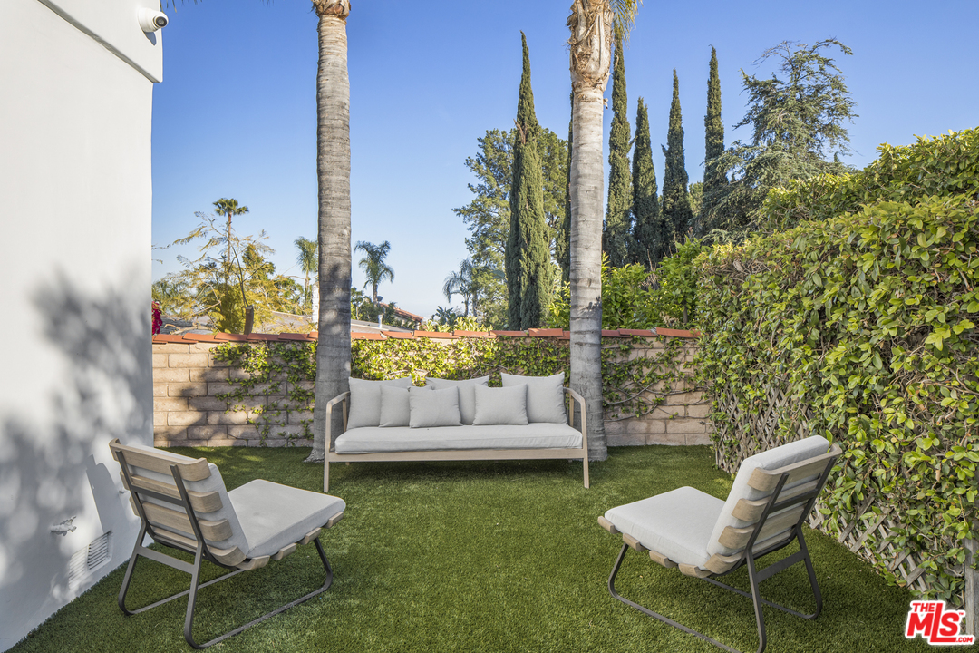 2389 Hercules Drive Los Angeles, CA 90046 - Photo 36 of 41