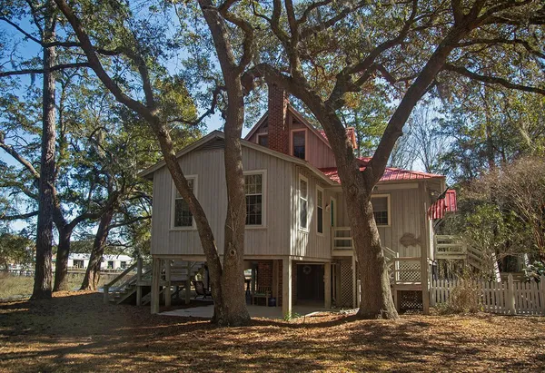 $1,600,000 | 715 Ramshorn Lane, McClellanville, SC 29458