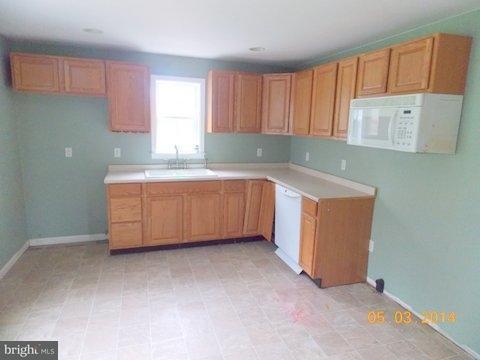 1976 Mill Road Elizabethtown, PA 17022 - Photo 3 of 6 Gallery Image 3