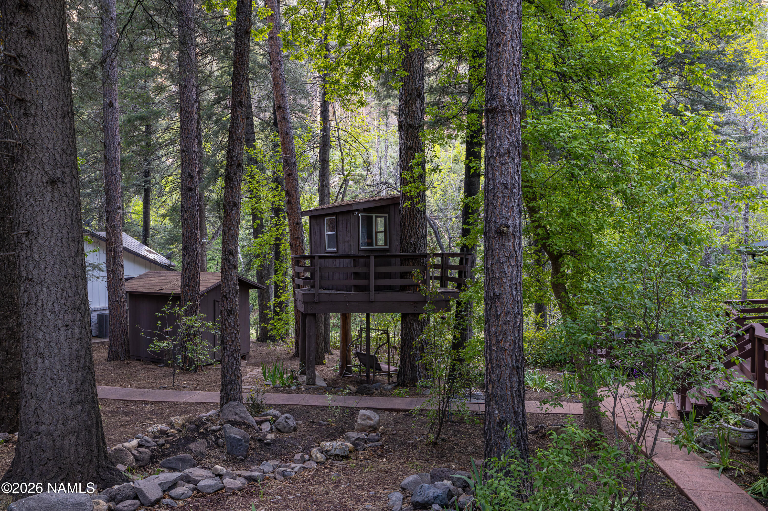 9607 North State Rte 89A Sedona, AZ 86336 - Photo 27 of 39 Tree House!