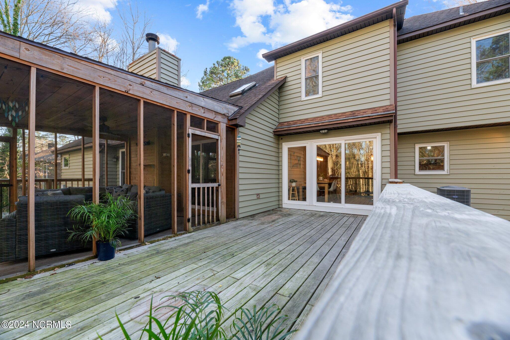 113 Creekview Road New Bern, NC 28562 - Photo 37 of 71 113 Creekview (27)