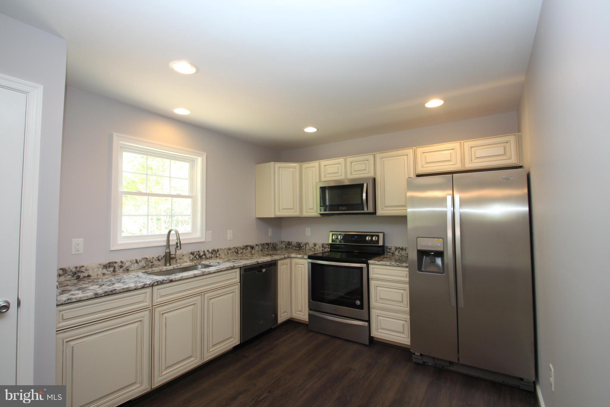 7433 Rachaels Way Culpeper, VA 22701 - Photo 5 of 19 Kitchen