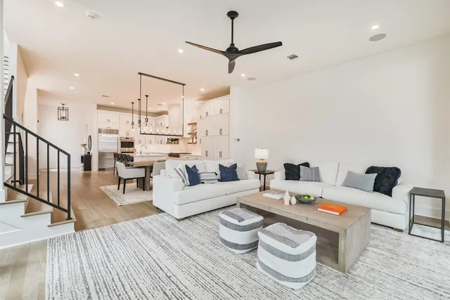 $1,450,000 | 1410 Indiana Street, Houston, TX 77006