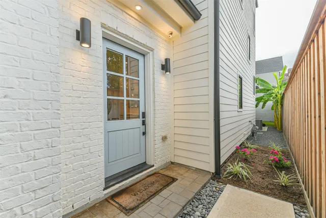 $1,450,000 | 1410 Indiana Street, Houston, TX 77006