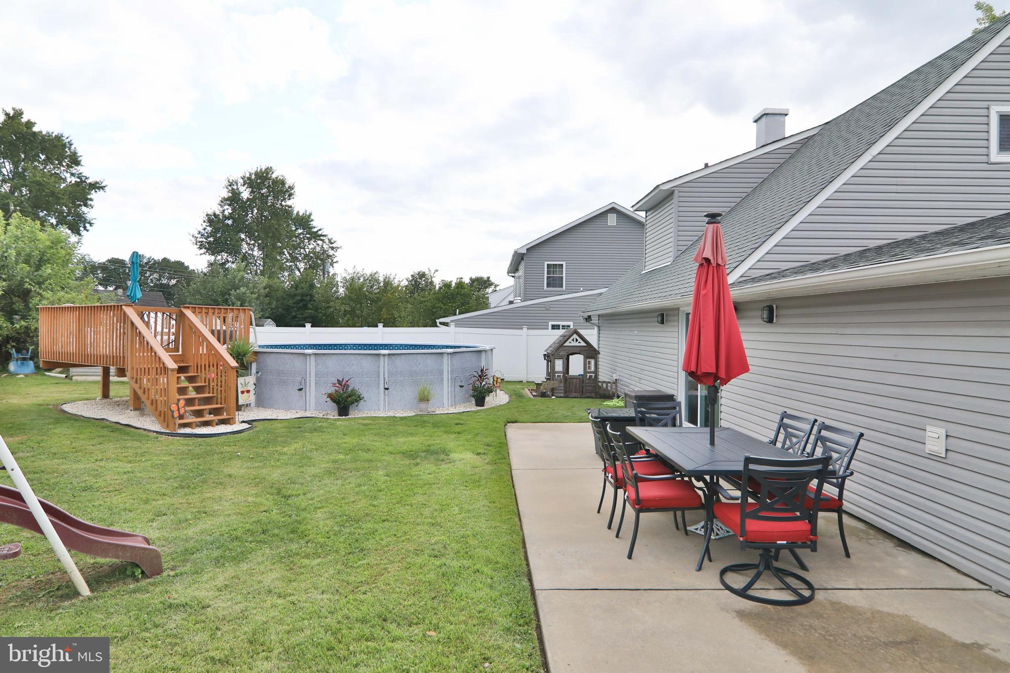 94 Indian Red Road Levittown, PA 19057 - Photo 37 of 42 Gallery Image 37