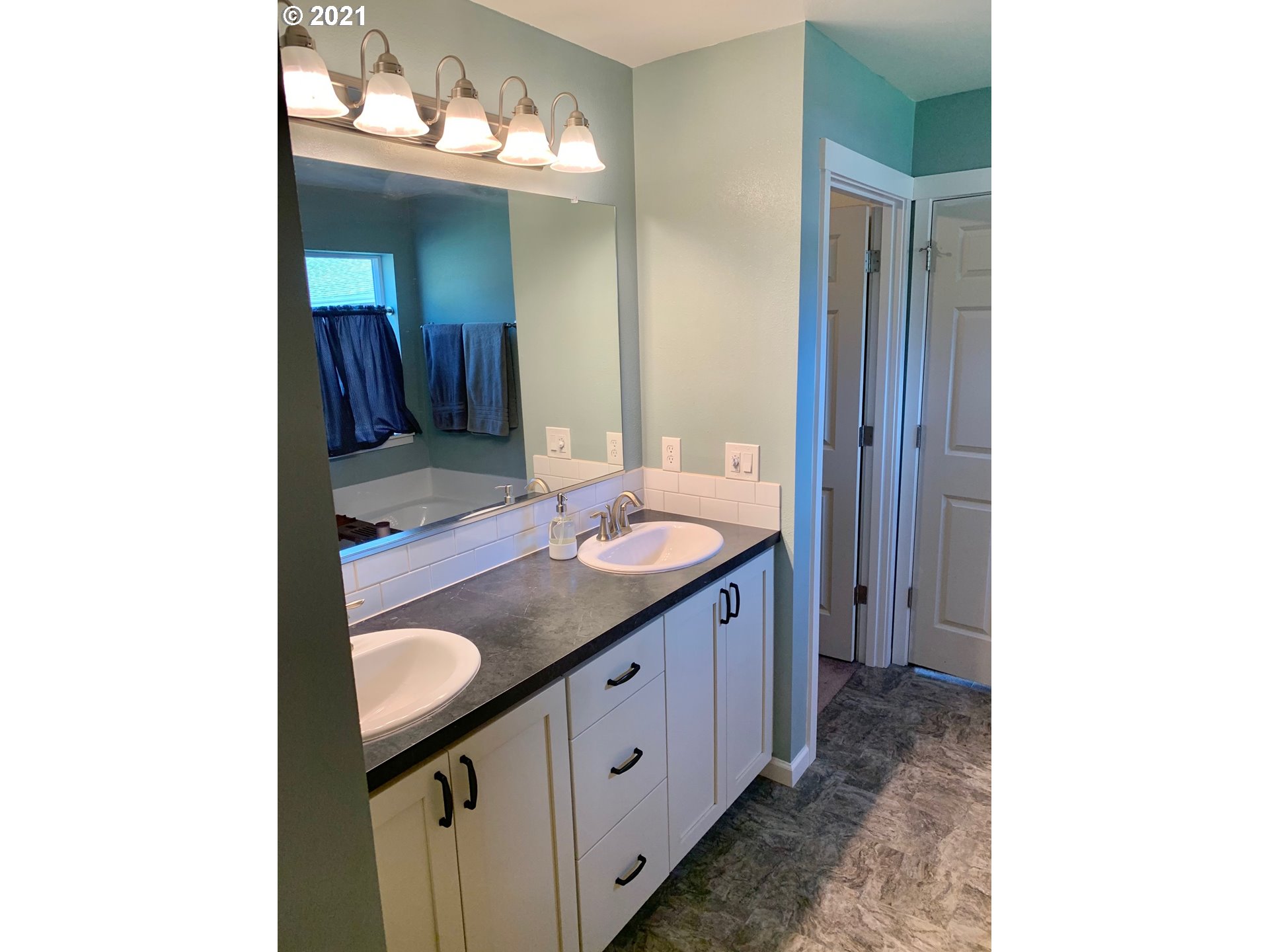 790 Ranch Road Reedsport, OR 97467 - Photo 16 of 32 Gallery Image 16