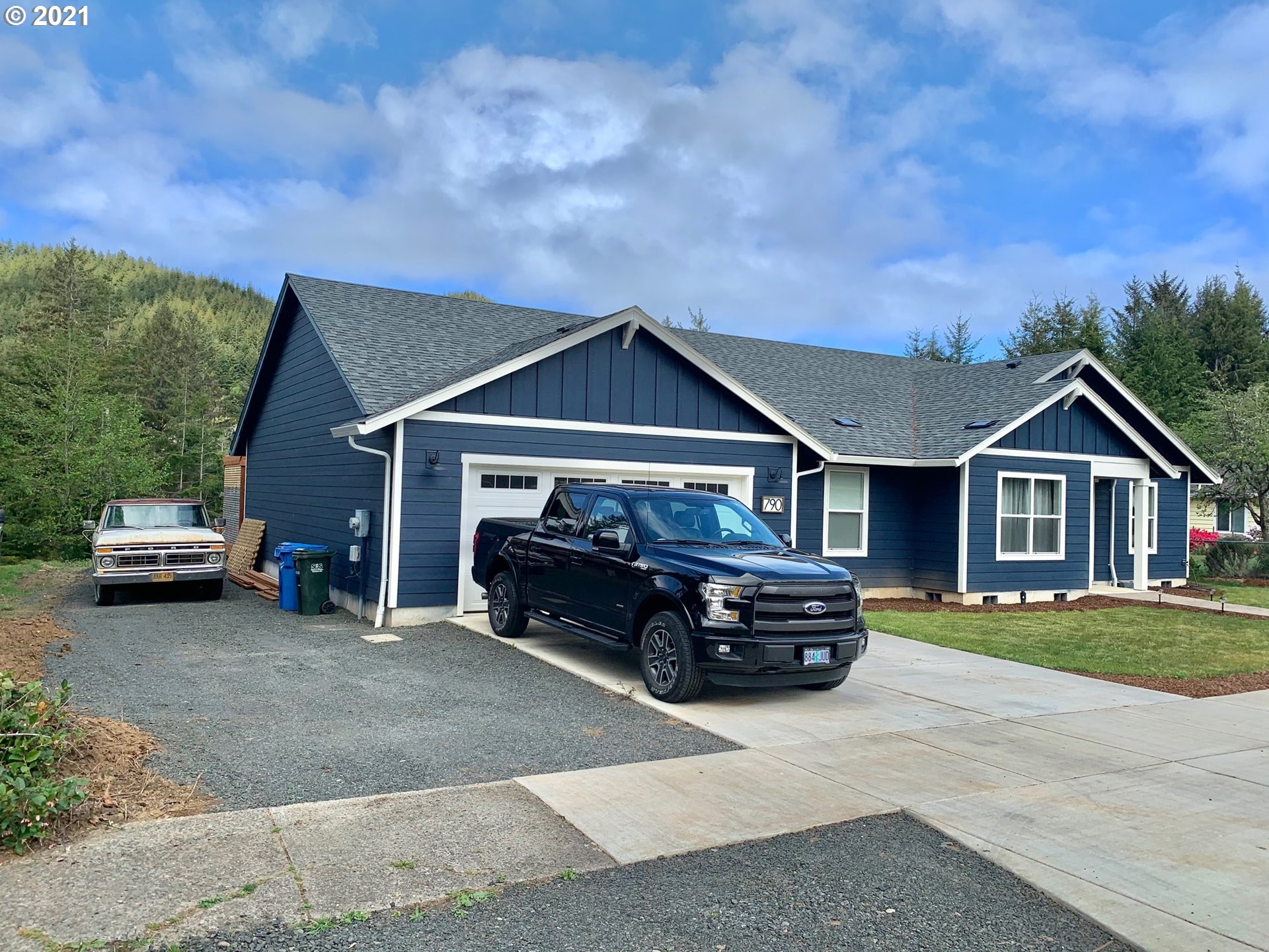 790 Ranch Road Reedsport, OR 97467 - Photo 3 of 32 Gallery Image 3