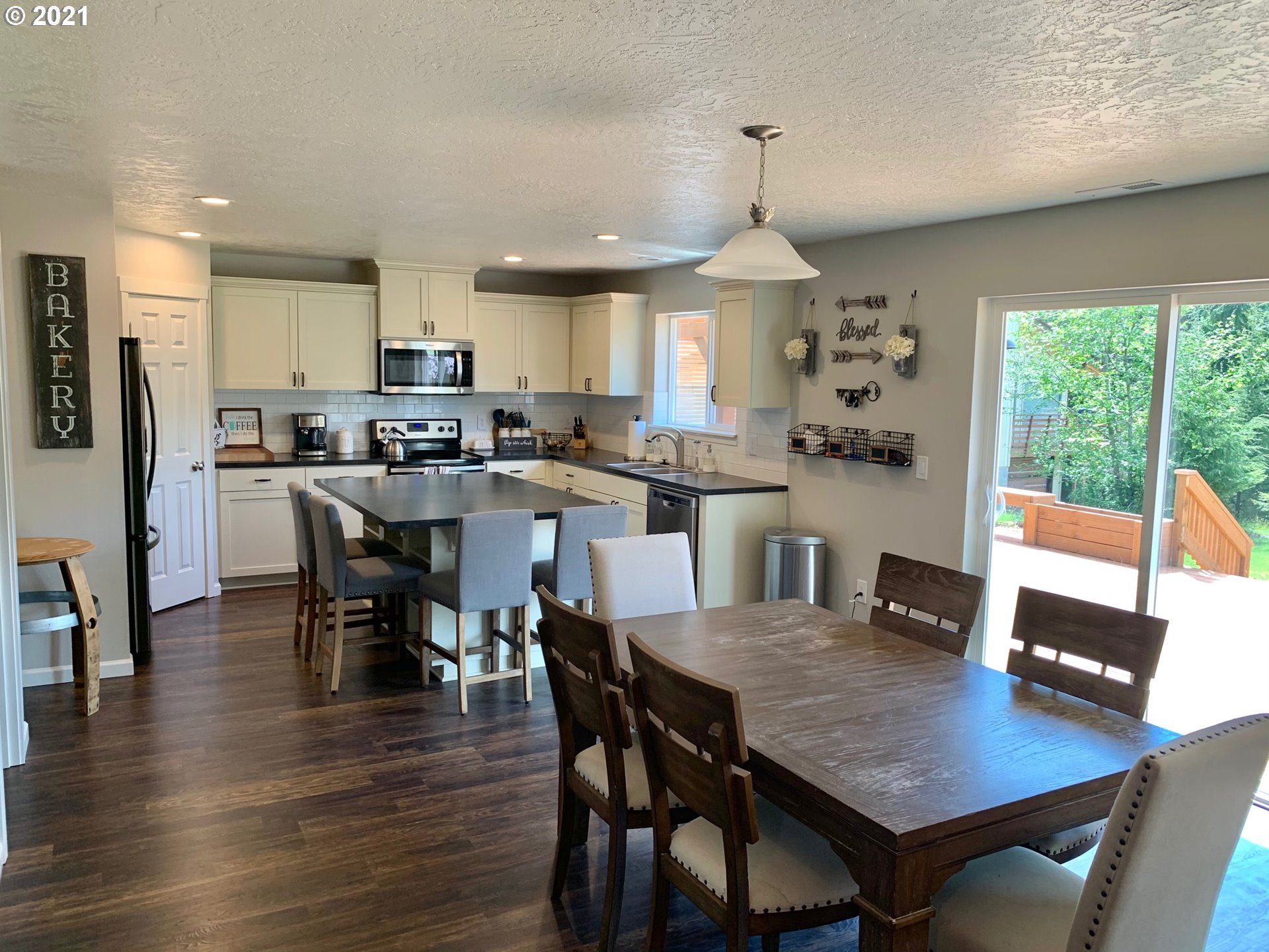 790 Ranch Road Reedsport, OR 97467 - Photo 5 of 32 Gallery Image 5