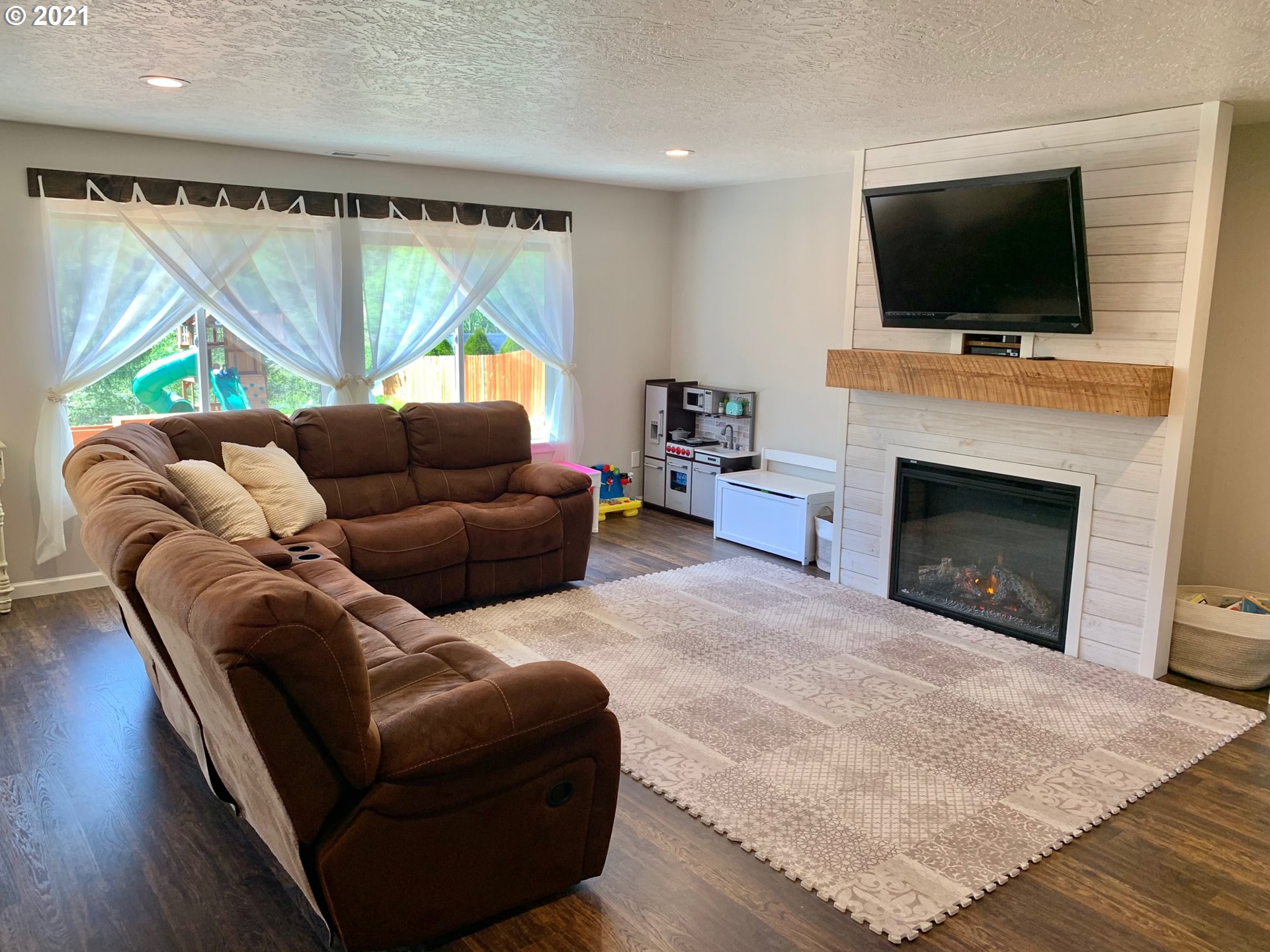 790 Ranch Road Reedsport, OR 97467 - Photo 10 of 32 Gallery Image 10