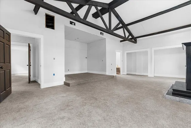 $700,000 | 5323 Ann Arbor Road, Jackson, MI 49201