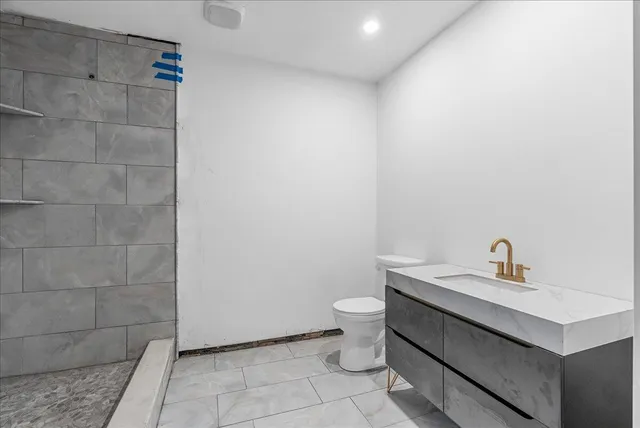 $700,000 | 5323 Ann Arbor Road, Jackson, MI 49201