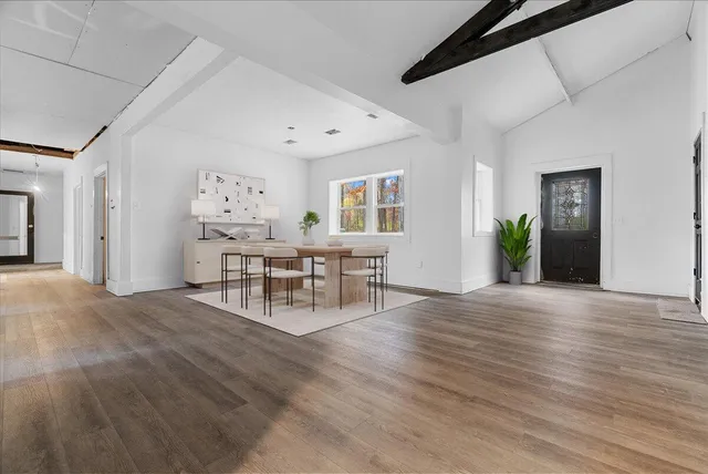 $700,000 | 5323 Ann Arbor Road, Jackson, MI 49201