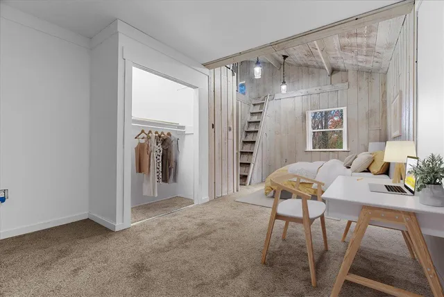 $700,000 | 5323 Ann Arbor Road, Jackson, MI 49201