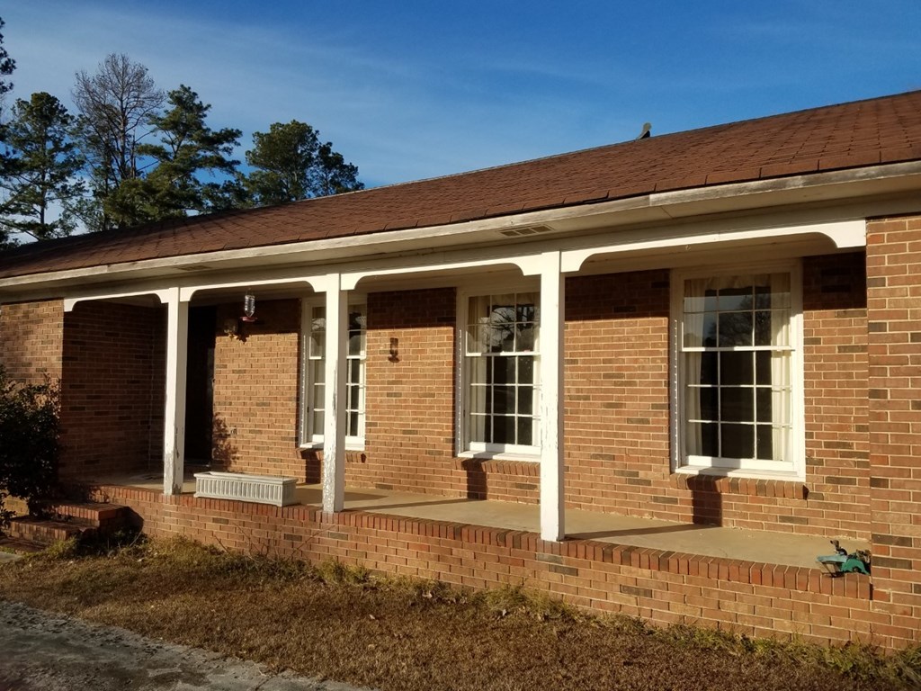 174 Hampton Hills Road Gray, GA 31032 - Photo 19 of 31 front view of a house