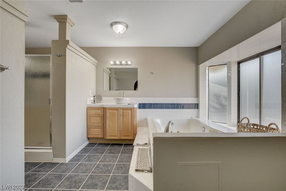 2275 Lincoln Road Las Vegas, NV 89115 - Photo 12 of 37