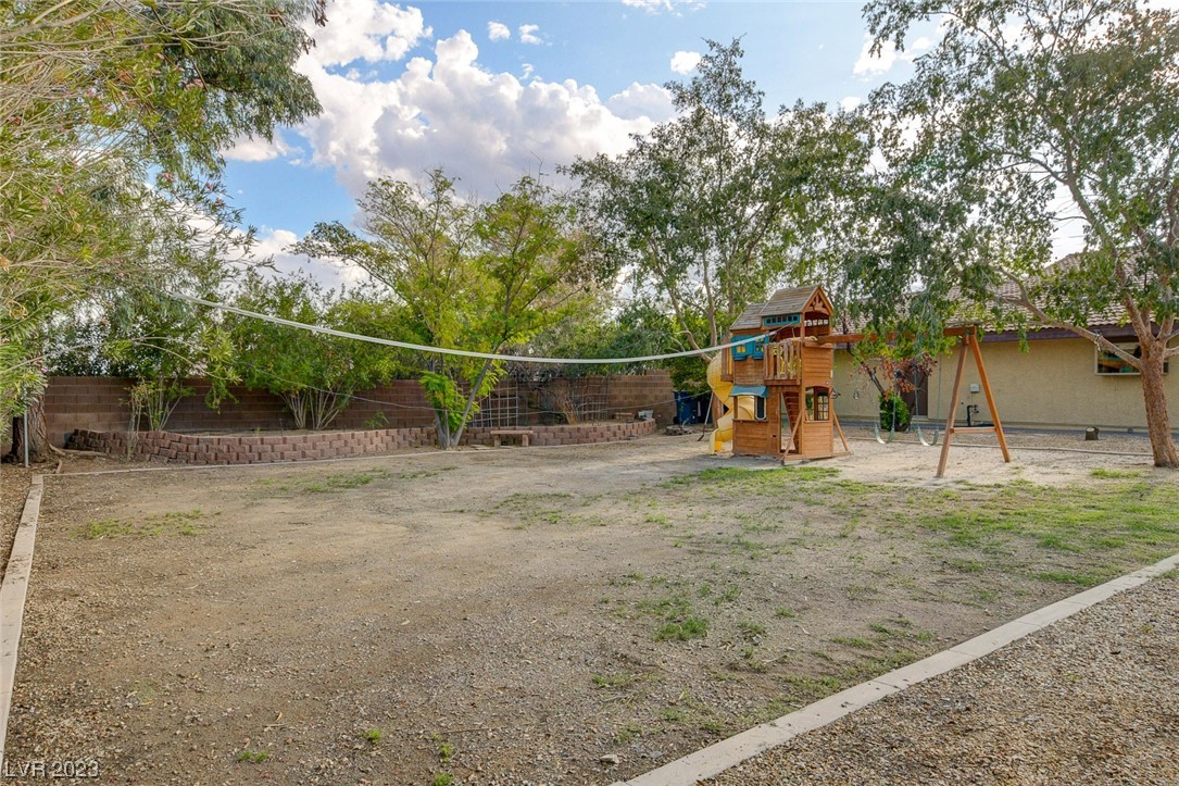 2275 Lincoln Road Las Vegas, NV 89115 - Photo 32 of 37