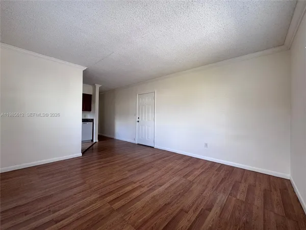 $1,700 | 520 Northeast 82nd Terrace, Unit 10, Miami, FL 33138