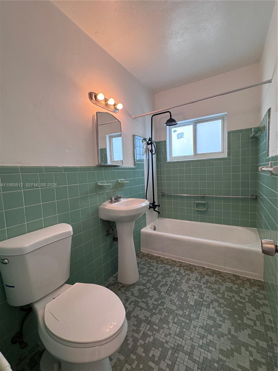 520 Northeast 82nd Terrace, Unit 10 Miami, FL 33138 - Photo 8 of 19