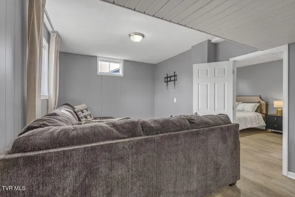 $234,900 | 520 Hospital Hill Lane, Mountain City, TN 37683