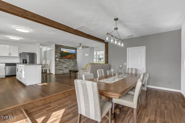 $234,900 | 520 Hospital Hill Lane, Mountain City, TN 37683