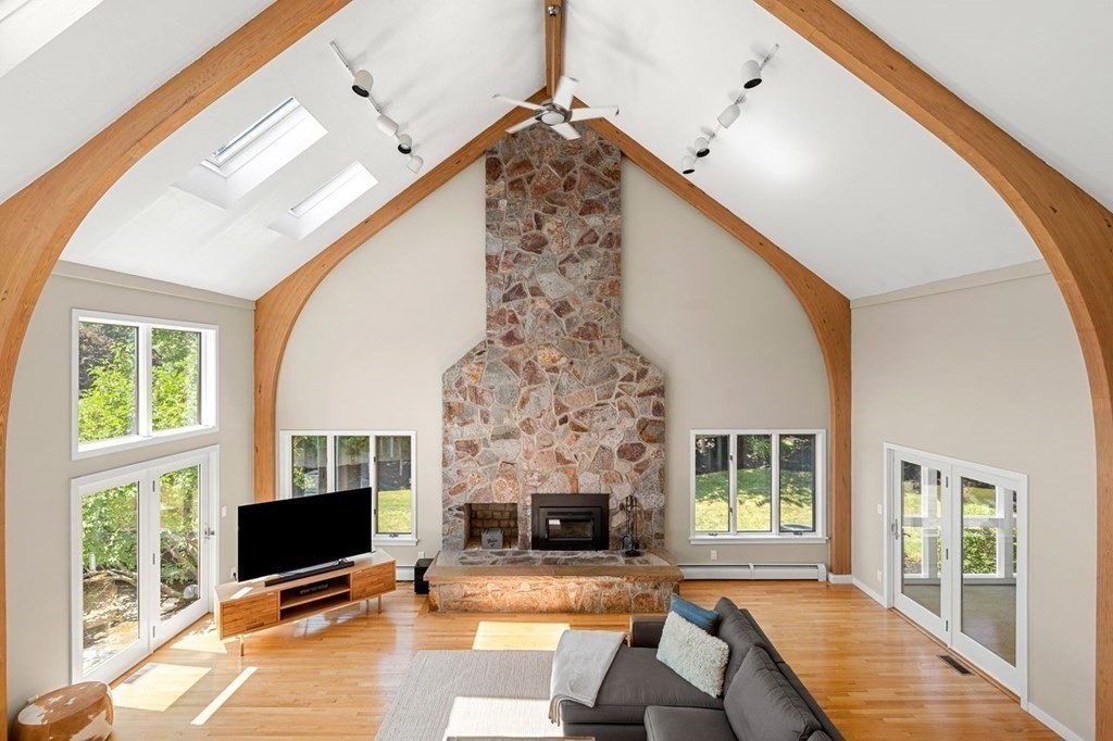 50 Blue Ridge Road North Andover, MA 01845 - Photo 9 of 38 Gallery Image 9