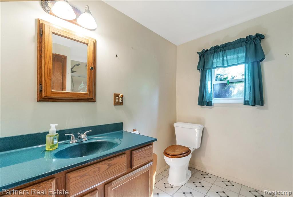 2505 Oak Grove Road Howell, MI 48855 - Photo 27 of 34