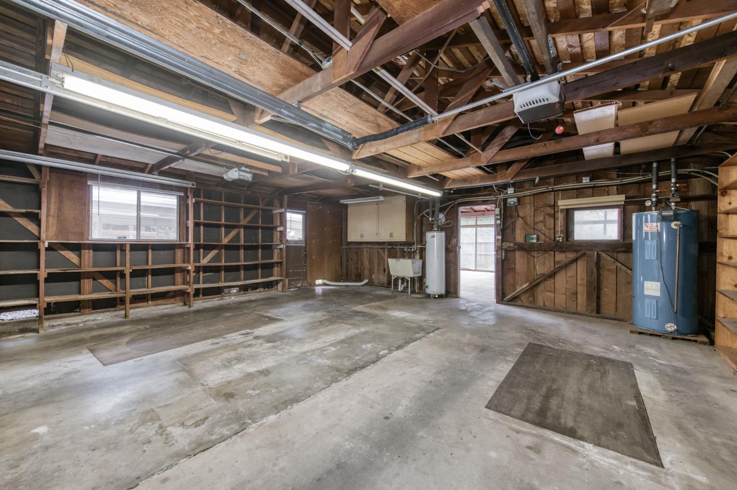 224 South J Street Madera, CA 93637 - Photo 35 of 38