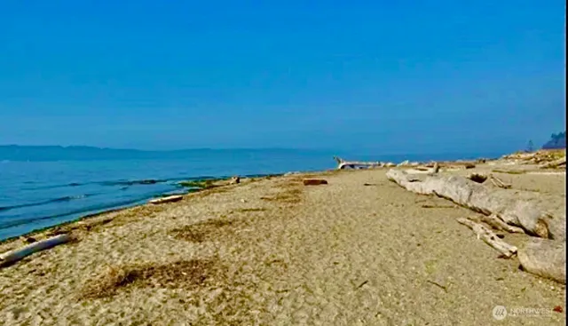 $575,000 | 11902 Possession Lane, Edmonds, WA 98026