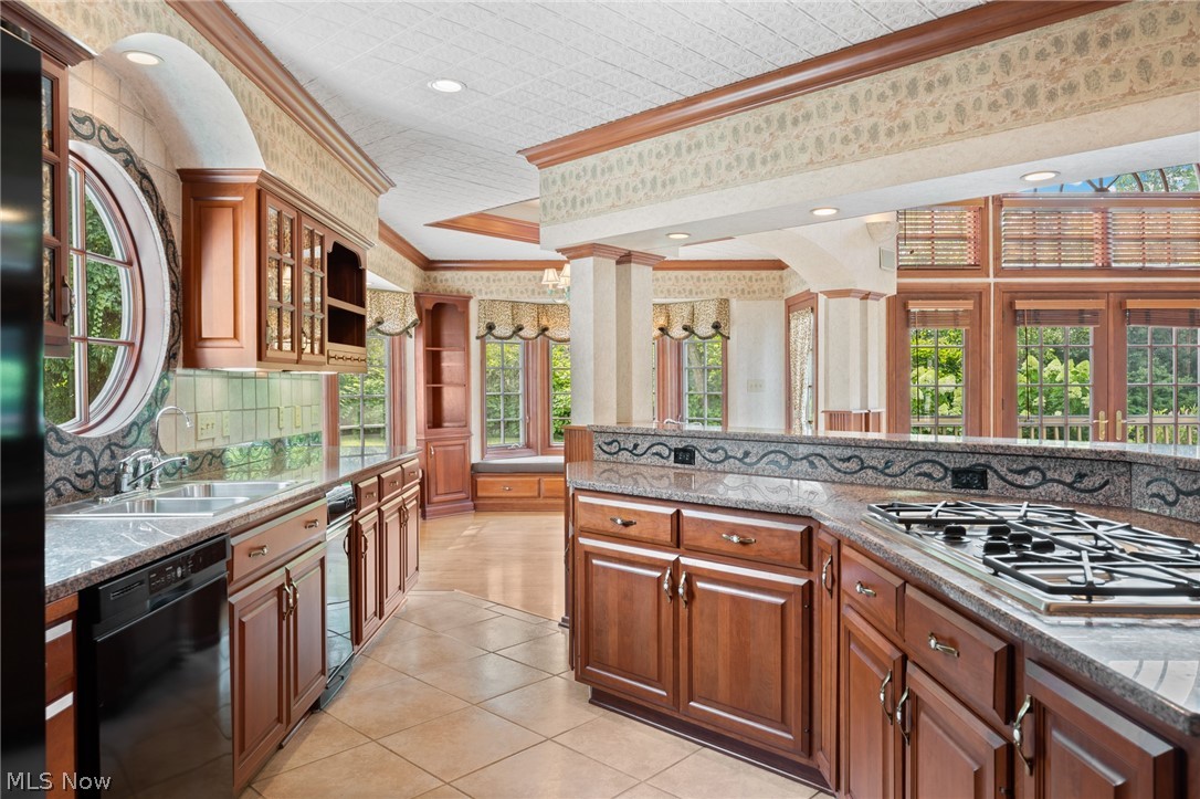 2849 Sourek Road Akron, OH 44333 - Photo 15 of 50 Gallery Image 15