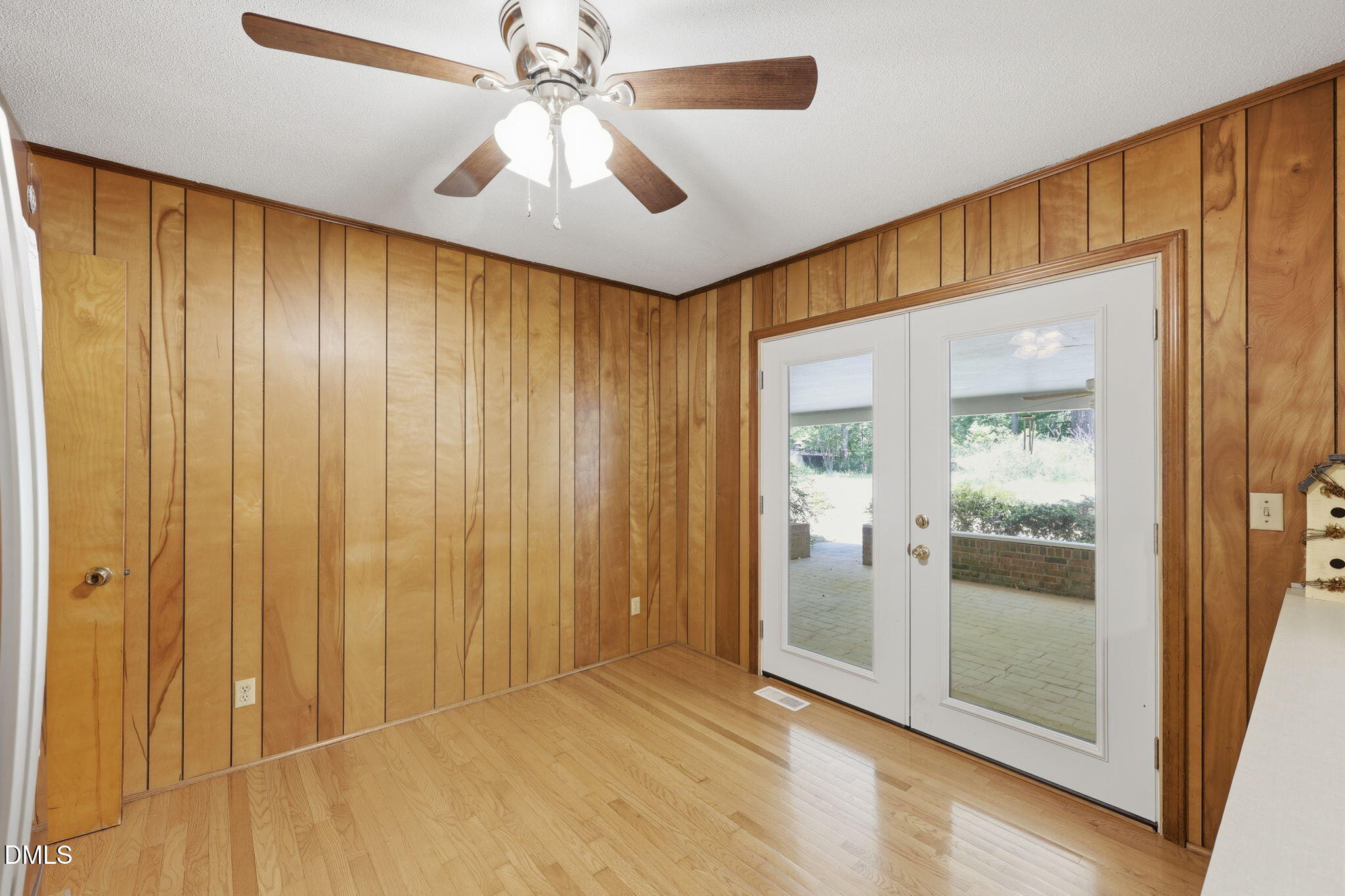 609 Canterbury Road Sanford, NC 27330 - Photo 19 of 38 7-web-or-mls-9L1A0561 F Ben Martin