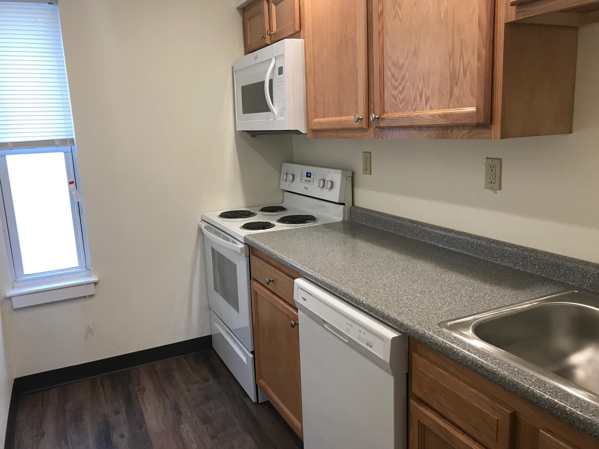 93 Second Street, Unit 3 Manchester, NH 03102 - Photo 9 of 57