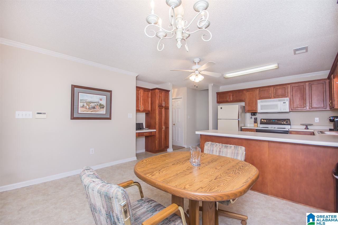 421 Cedar Grove Lane Alabaster, AL 35114 - Photo 9 of 24