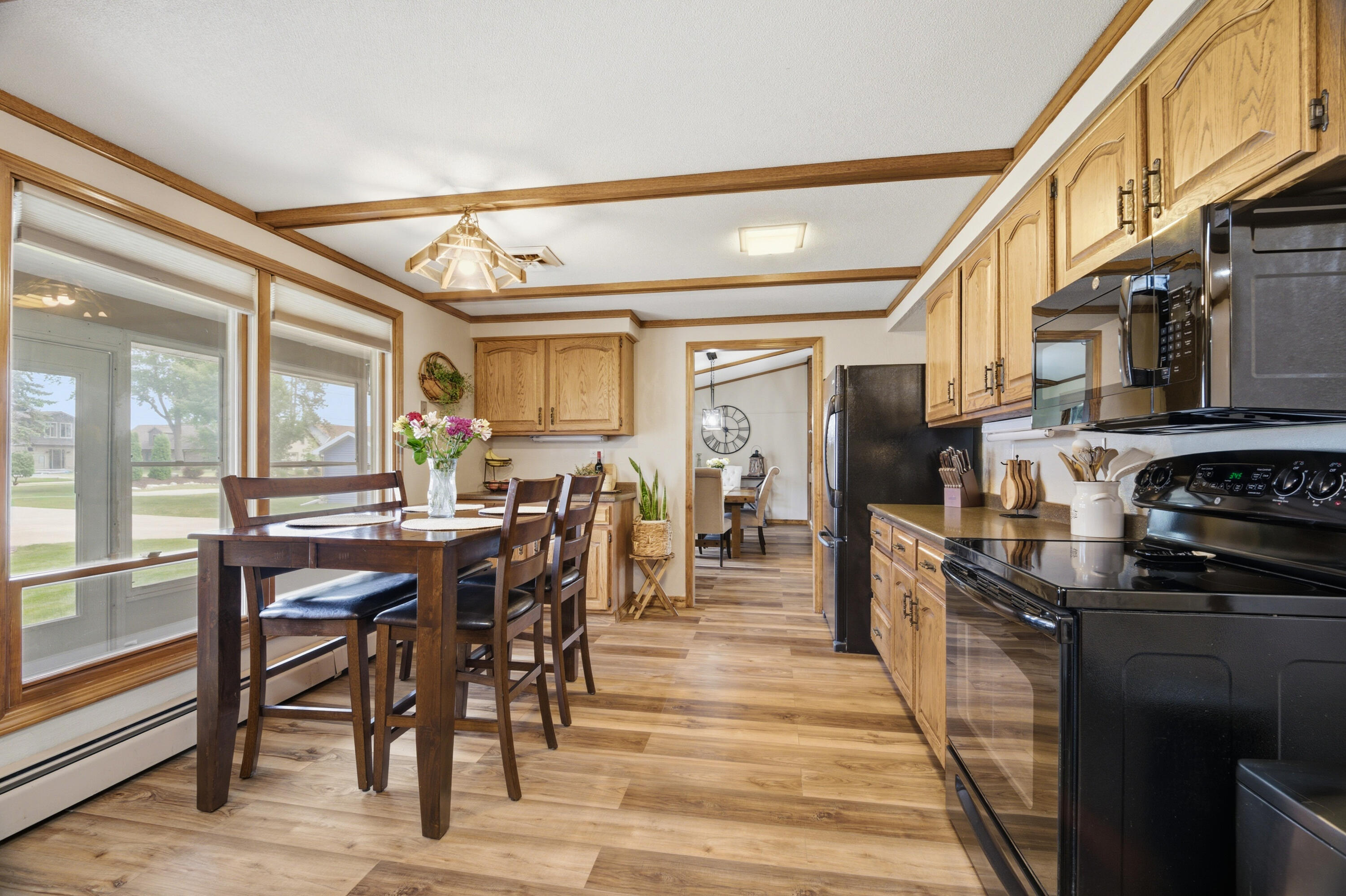 6121 Black Wolf Point Road Black Wolf, WI 54902 - Photo 13 of 85 Kitchen
