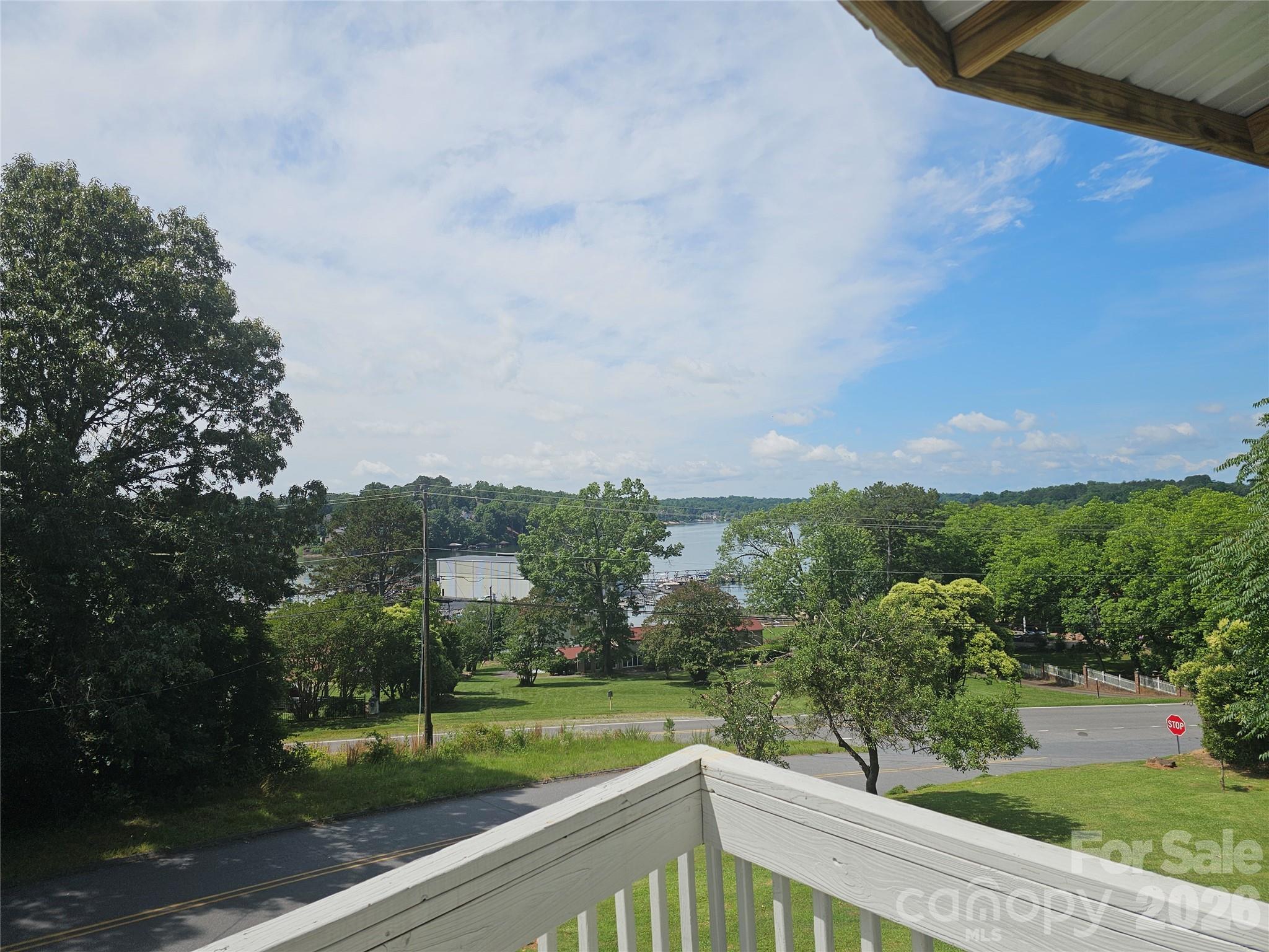 500 Steel Bridge Loop Hickory, NC 28601 - Photo 9 of 24