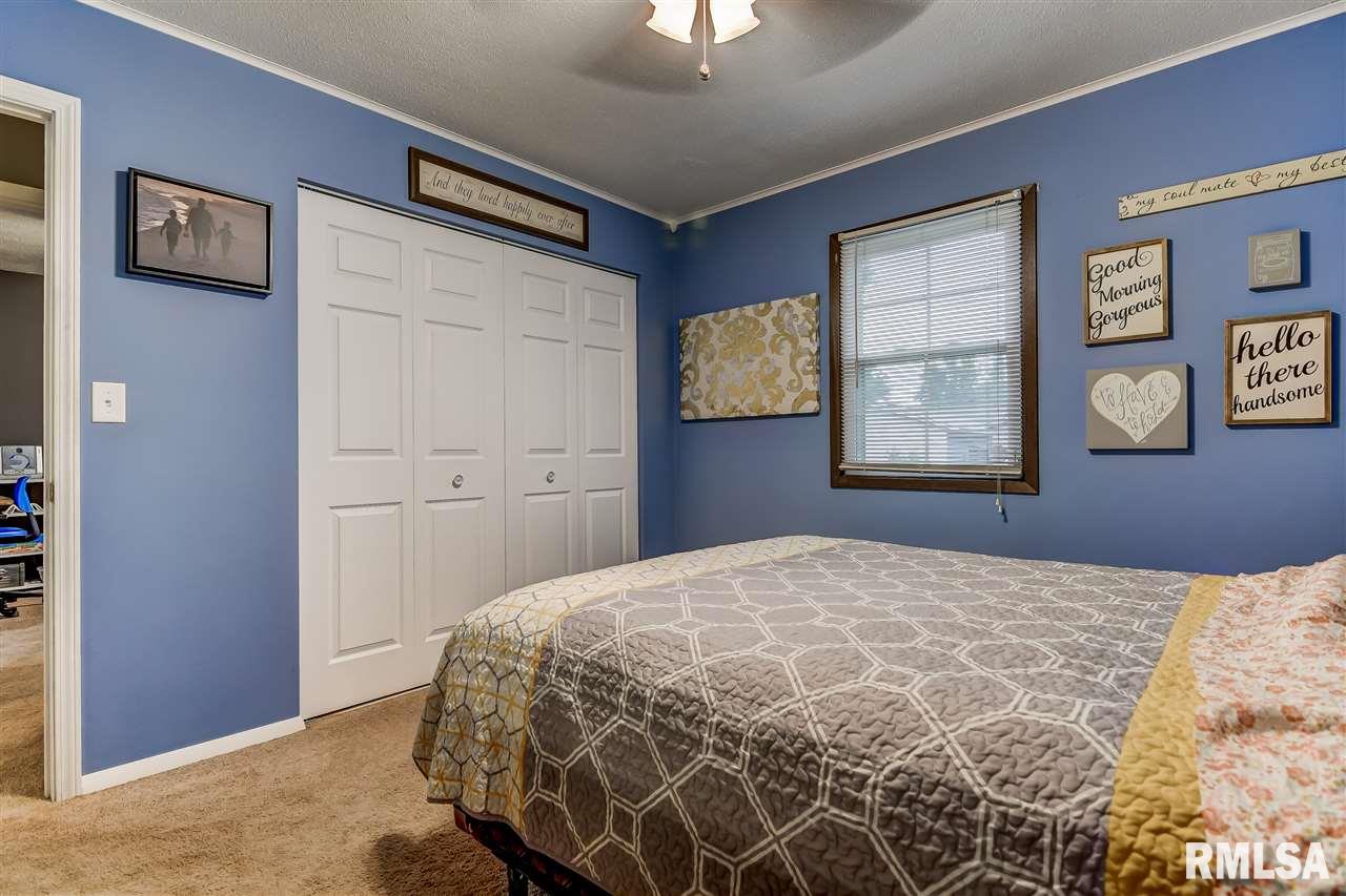 3017 Selkirk Road Springfield, IL 62702 - Photo 13 of 31