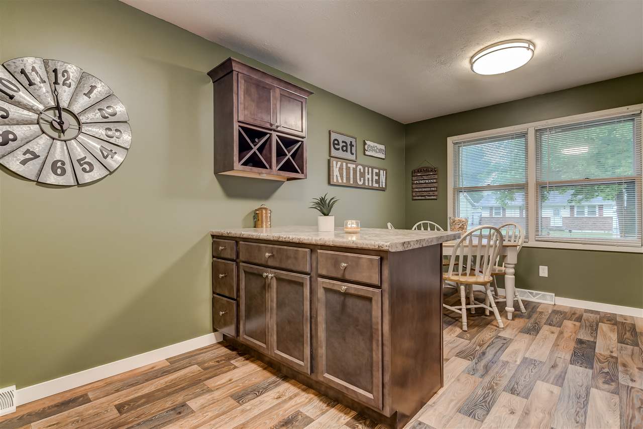 3017 Selkirk Road Springfield, IL 62702 - Photo 10 of 31
